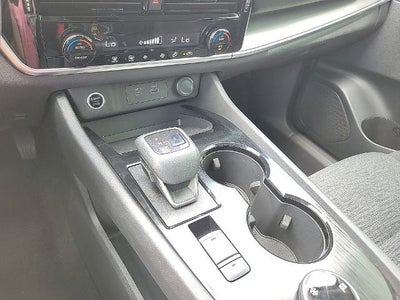 2021 Nissan Rogue AWD SV