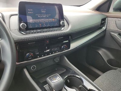 2021 Nissan Rogue AWD SV