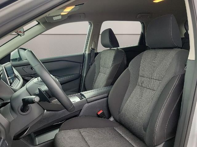 2025 Nissan Rogue FWD SV