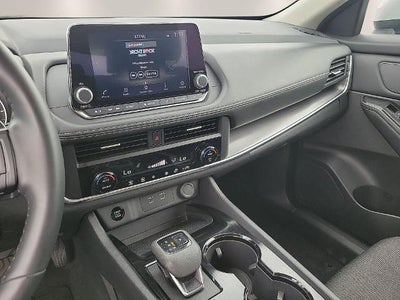 2025 Nissan Rogue FWD SV