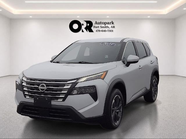2025 Nissan Rogue FWD SV