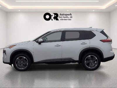 2025 Nissan Rogue FWD SV