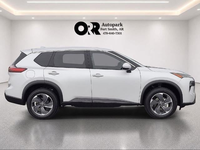 2025 Nissan Rogue FWD SV