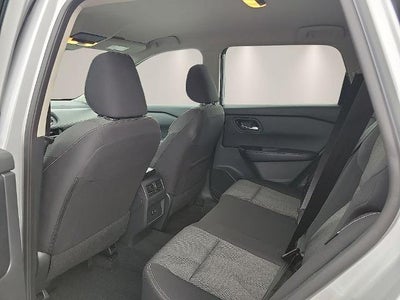 2025 Nissan Rogue FWD SV