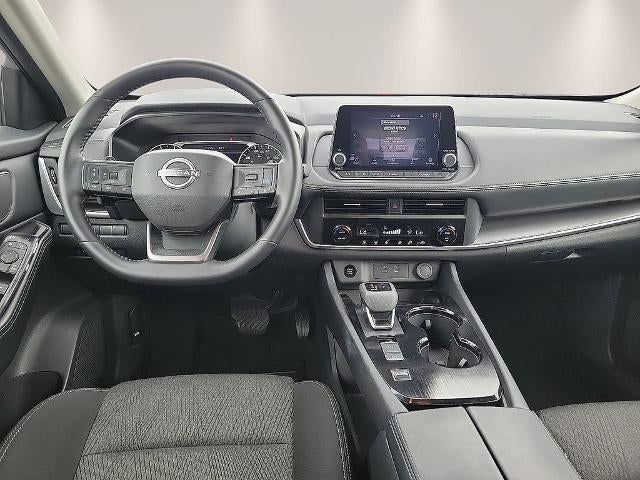 2025 Nissan Rogue FWD SV