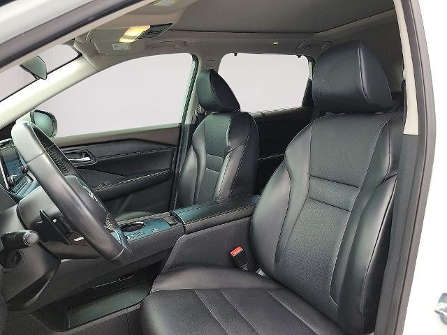 2022 Nissan Rogue FWD SV