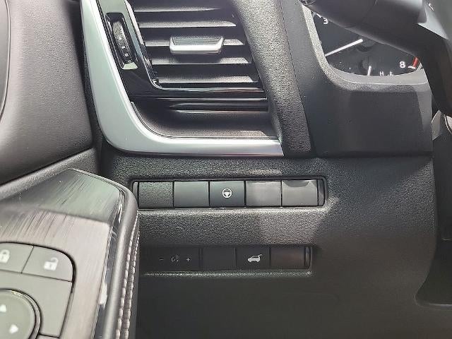 2022 Nissan Rogue FWD SV