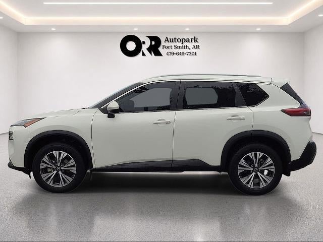 2022 Nissan Rogue FWD SV