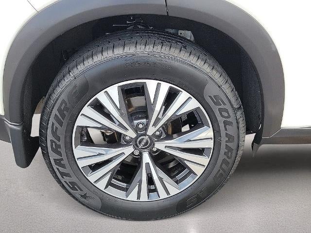 2022 Nissan Rogue FWD SV