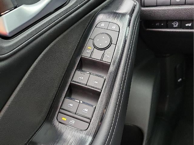 2025 Nissan Rogue FWD SV