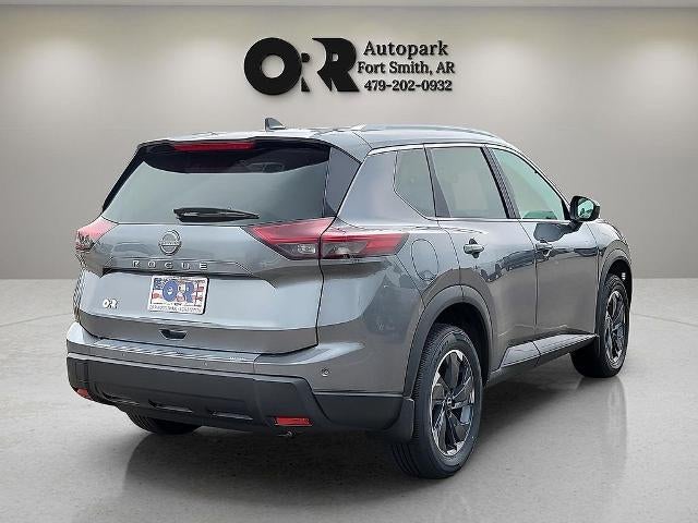 2025 Nissan Rogue FWD SV