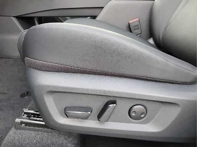 2026 Nissan Rogue FWD SV *Ltd Avail*