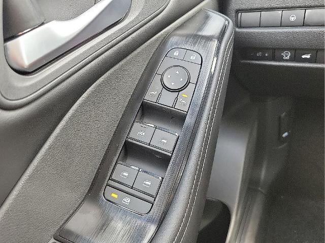 2026 Nissan Rogue FWD SV *Ltd Avail*