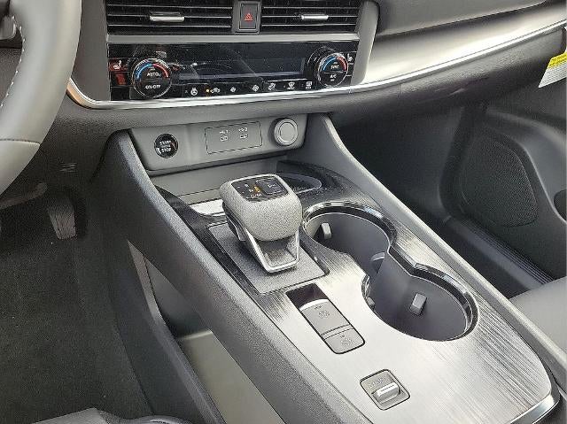 2026 Nissan Rogue FWD SV *Ltd Avail*