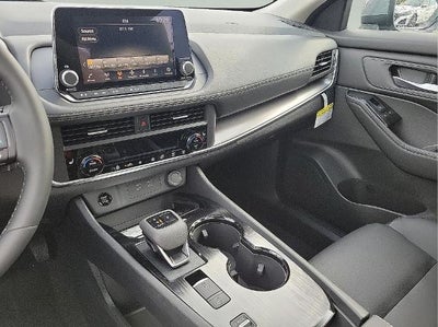 2026 Nissan Rogue FWD SV *Ltd Avail*