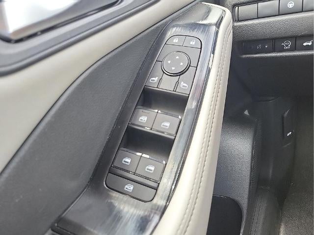 2025 Nissan Rogue FWD SV