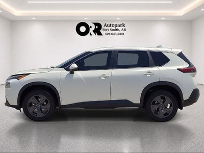 2022 Nissan Rogue FWD SV