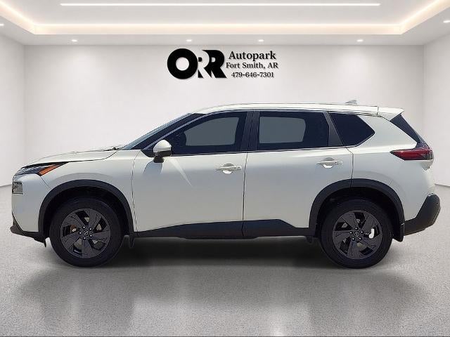 2022 Nissan Rogue FWD SV