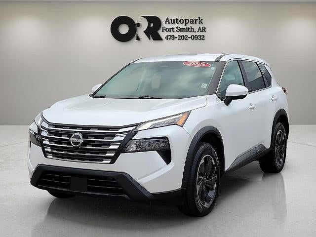 2025 Nissan Rogue FWD SV
