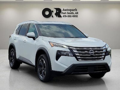2025 Nissan Rogue FWD SV