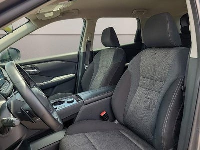 2025 Nissan Rogue AWD SV