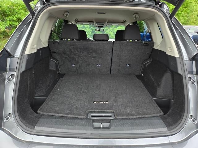 2025 Nissan Rogue AWD SV