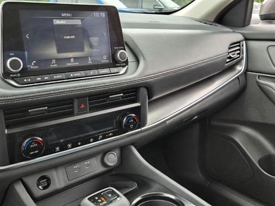 2025 Nissan Rogue AWD SV