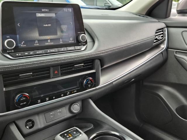 2025 Nissan Rogue AWD SV