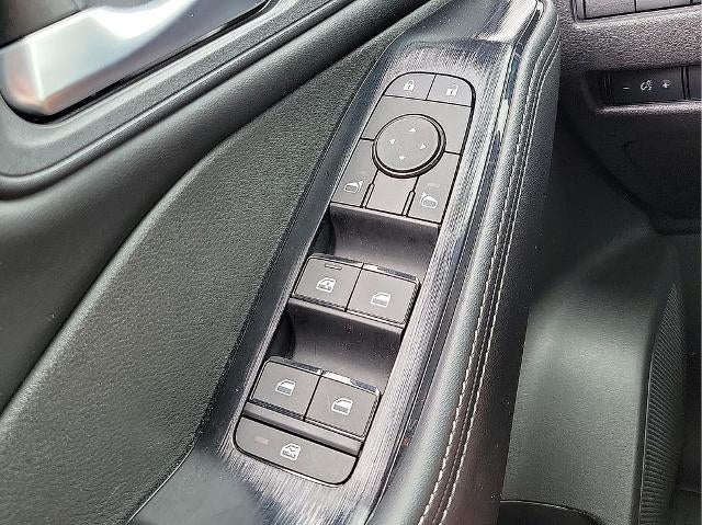 2025 Nissan Rogue AWD SV