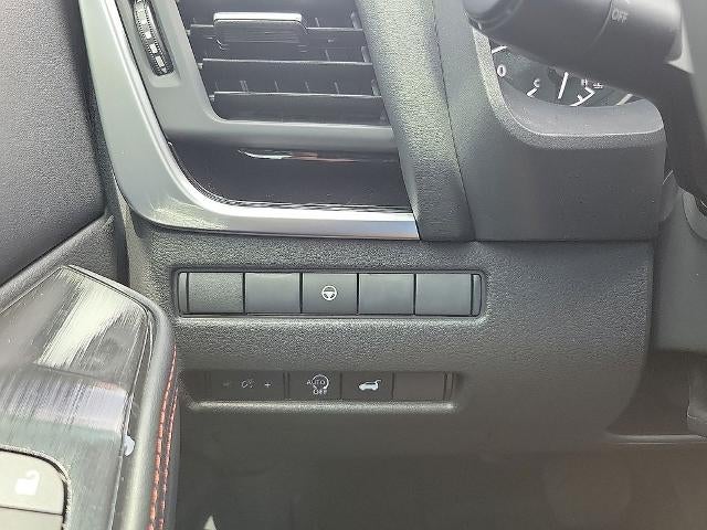 2025 Nissan Rogue AWD Rock Creek