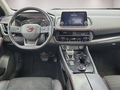 2025 Nissan Rogue AWD Rock Creek