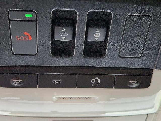 2024 Nissan Pathfinder SV 2WD