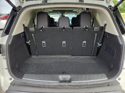 2024 Nissan Pathfinder SV 2WD