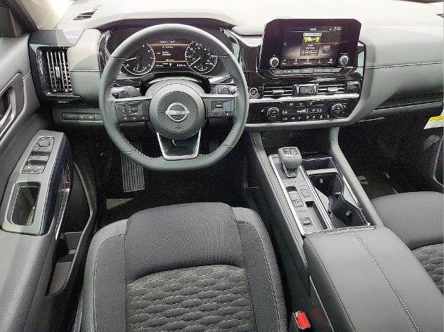 2024 Nissan Pathfinder SV 2WD