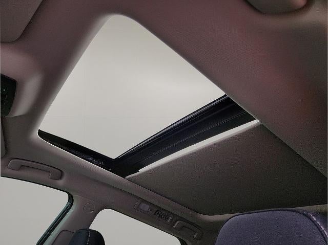 2024 Nissan Pathfinder SV 2WD