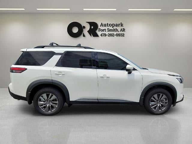 2024 Nissan Pathfinder SV 2WD