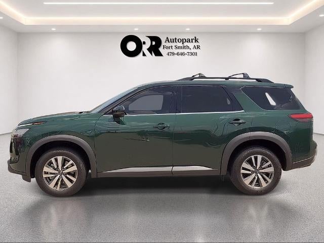 2023 Nissan Pathfinder SL 2WD