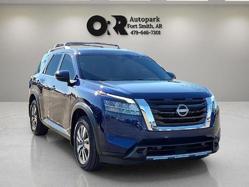 2023 Nissan Pathfinder SL 2WD