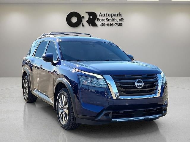2023 Nissan Pathfinder SL 2WD