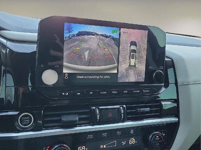 2023 Nissan Pathfinder SL 2WD