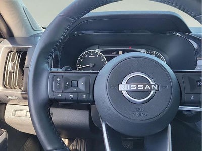 2023 Nissan Pathfinder SL 2WD