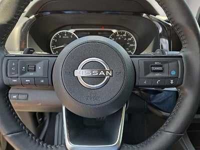 2023 Nissan Pathfinder SL 4WD