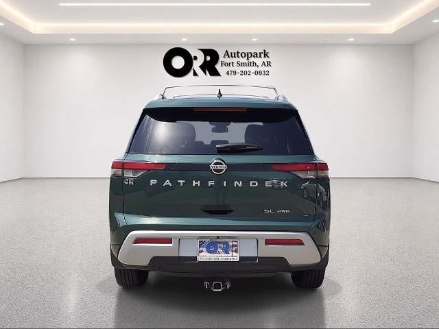 2023 Nissan Pathfinder SL 4WD