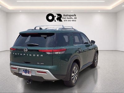 2023 Nissan Pathfinder SL 4WD
