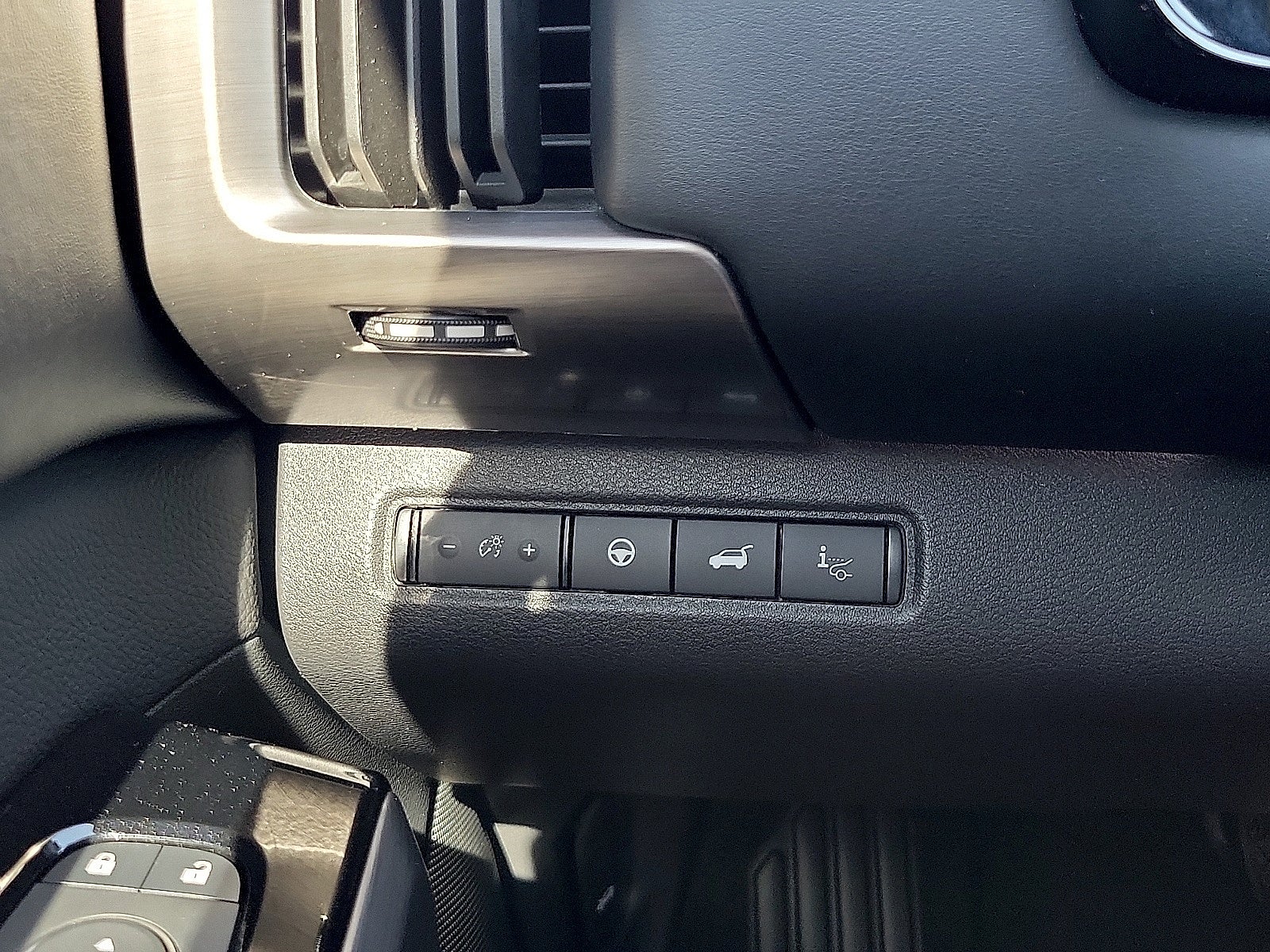 2024 Nissan Pathfinder Platinum 2WD