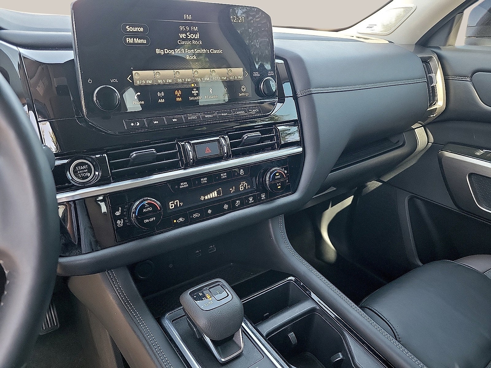 2024 Nissan Pathfinder Platinum 2WD