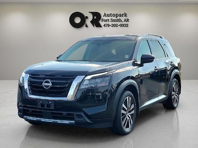 2025 Nissan Pathfinder Platinum 2WD