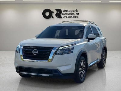2024 Nissan Pathfinder Platinum 2WD