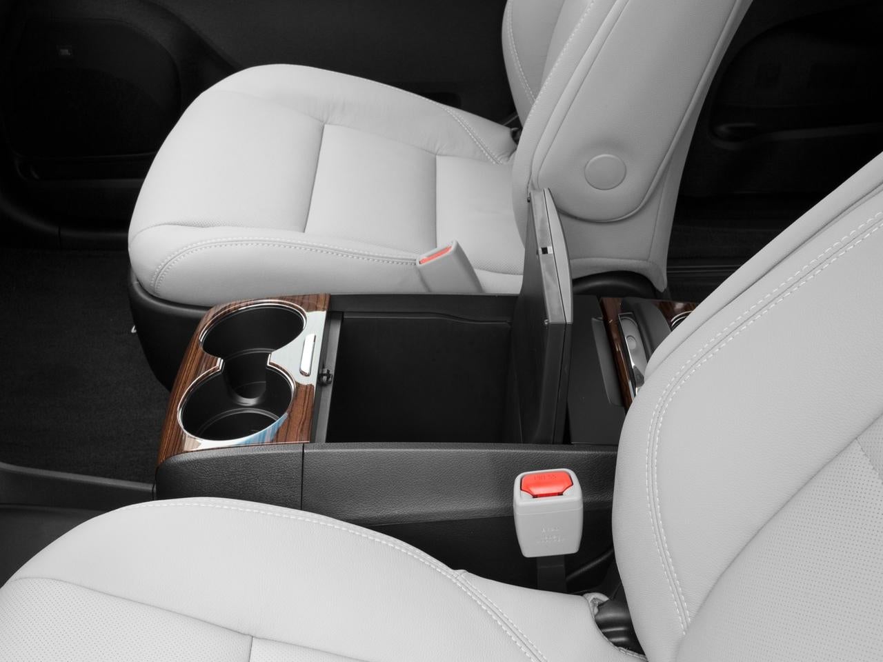 2016 Toyota Sienna 5dr 8-Pass Van XLE FWD (Natl)