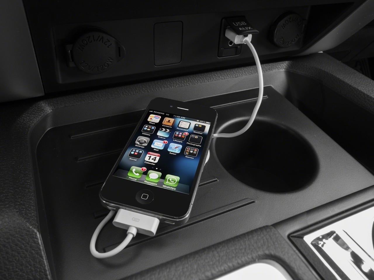 2017 Toyota Tundra 4WD 4WD SR5 CrewMax 5.5' Bed 5.7L FFV (SE)